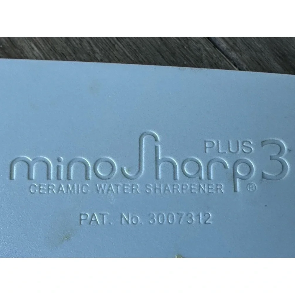 Global MinoSharp 3 (550/GB) Ceramic Water Knife Sharpener Japan